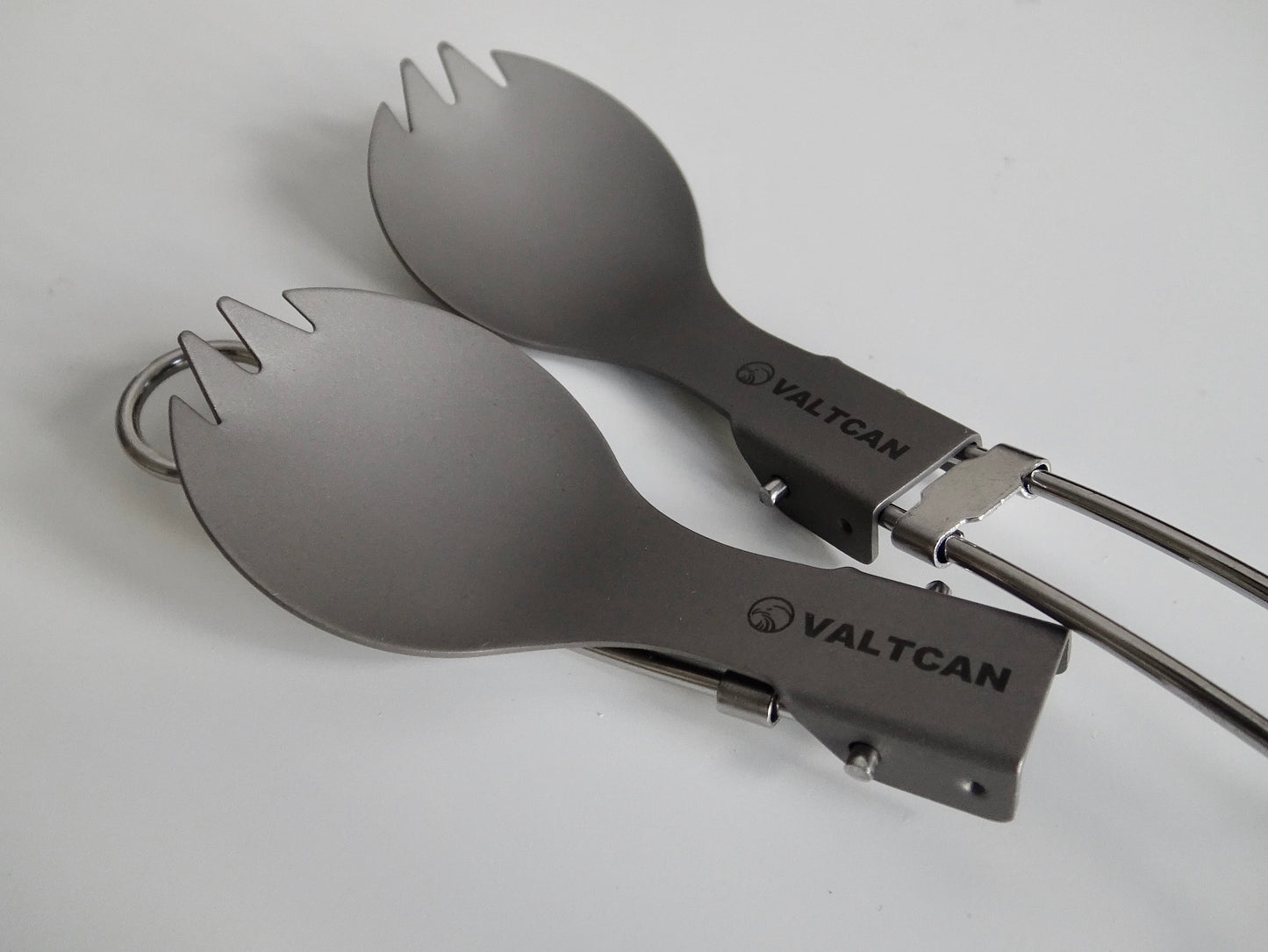 Valtcan Titan-Göffel-Set, faltbar, mit Tragetasche, 2 Stück, 18,4 g 